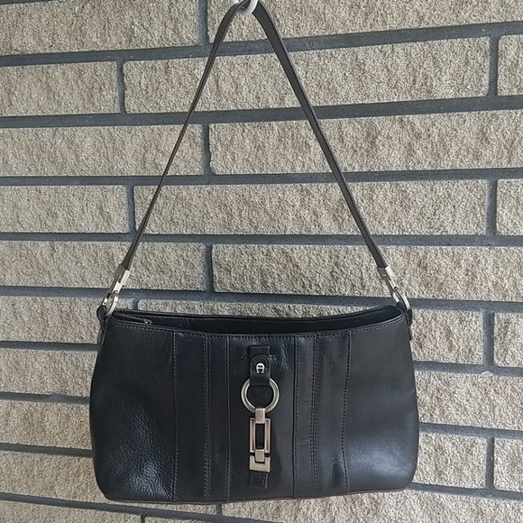 Vintage Etienne Aigner Leather Shoulder Bag - Picture 2 of 15